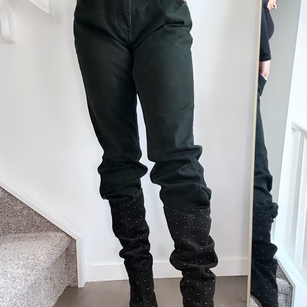 Classic Black Unisex Jeans